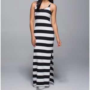 Lululemon refresh maxi dress